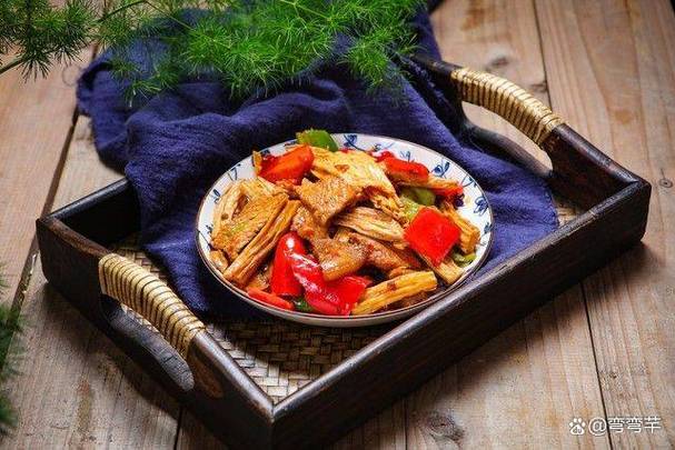 腐竹：传统豆制佳肴，营养丰富滋味长