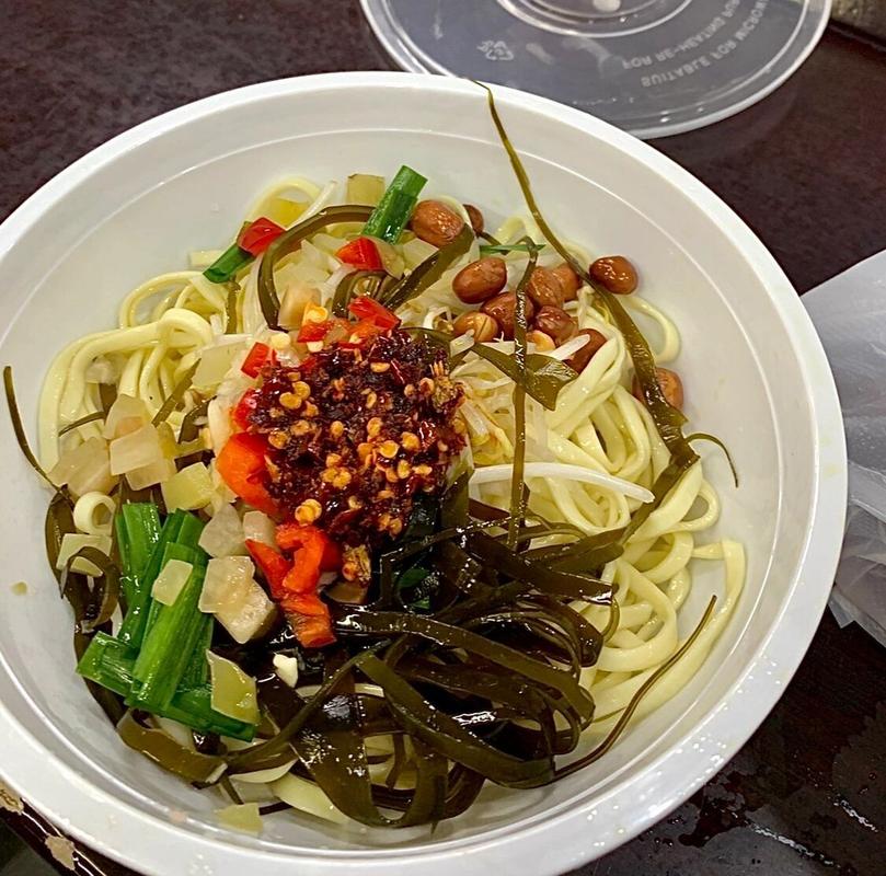 凉面：舌尖上的清爽滋味