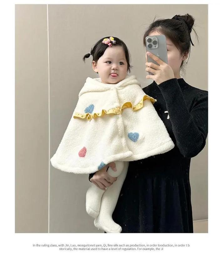 婴儿披风：温暖与时尚的完美结合