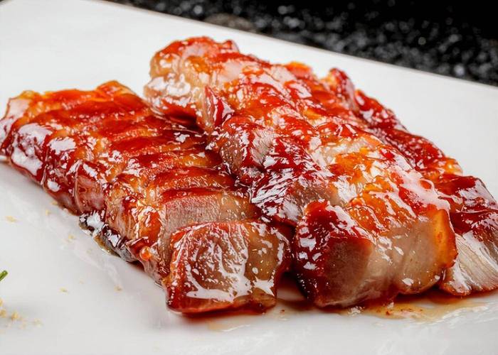探秘叉烧：从传统到现代的美食之旅
