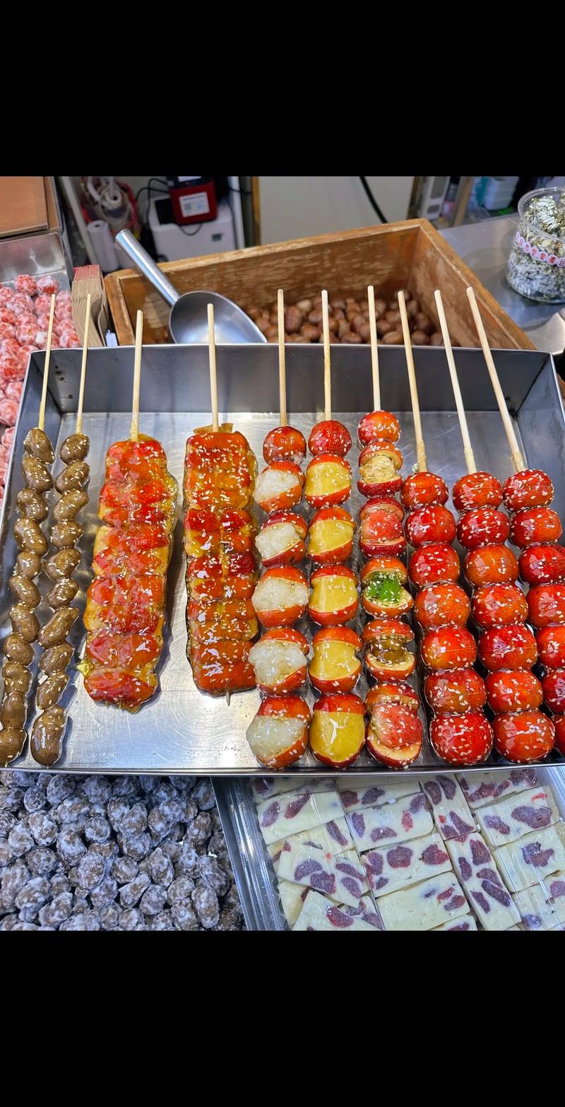 糖葫芦：传统美食里的甜蜜传承