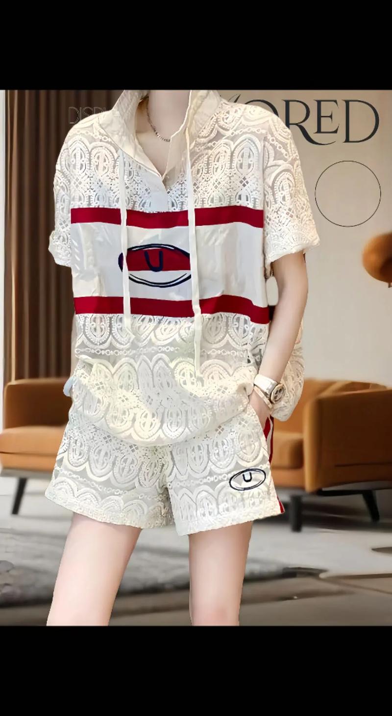 窄蕾丝花边时尚穿搭：绽放柔美魅力的时尚密码