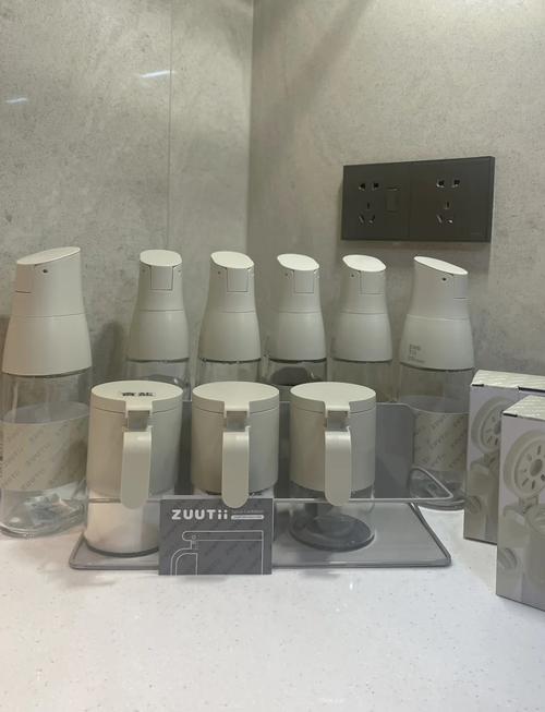 厨房魔法瓶：调味品的世界之旅