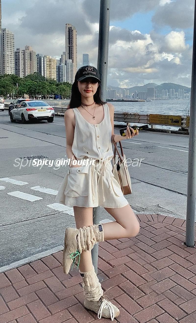 下摆抽绳时尚穿搭：解锁多样风格，展现独特魅力