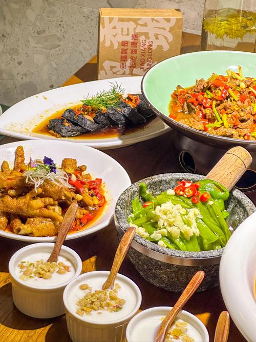 湘菜热门菜品：辣味与风味的盛宴