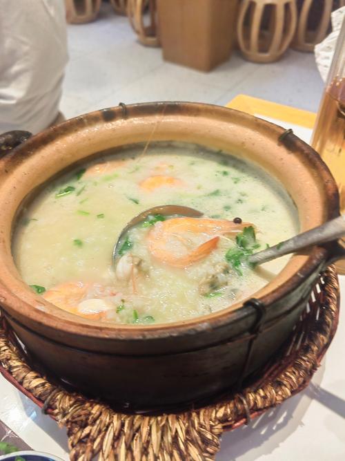 夜宵店最畅销的8种粥：味蕾与温暖的双重慰藉