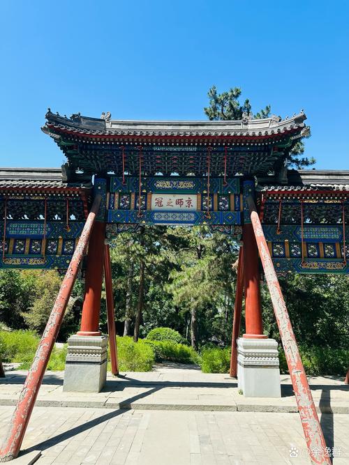 香山公园：历史与自然的交织画卷