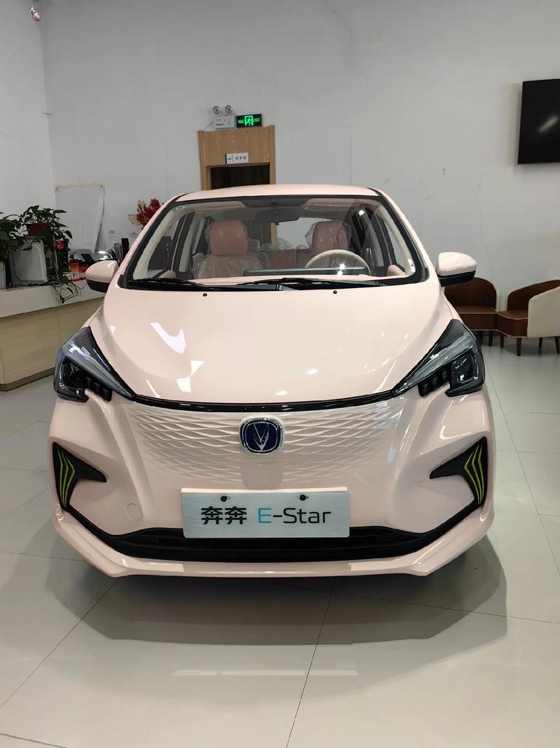 详细阅读:长安奔奔 E-Star:城市出行的电动新选择,魅力全解析 长安奔奔 E-Star:城市出行的电动新选择,魅力全解析