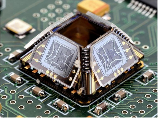 以下是关于微机电系统（MEMS）的相关介绍：