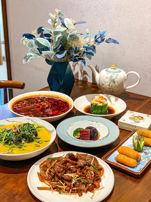 浙菜经典美食：品味江南的至味清欢