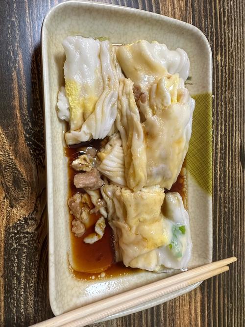 广州肠粉制作：舌尖上的岭南风情