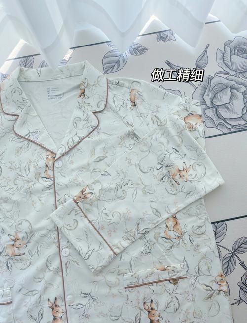 月子服：产后呵护的贴心之选