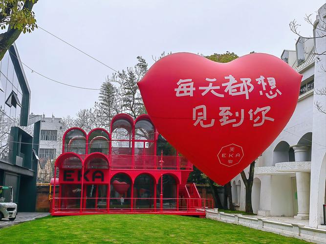 探索网红打卡景点：独特魅力与多元体验