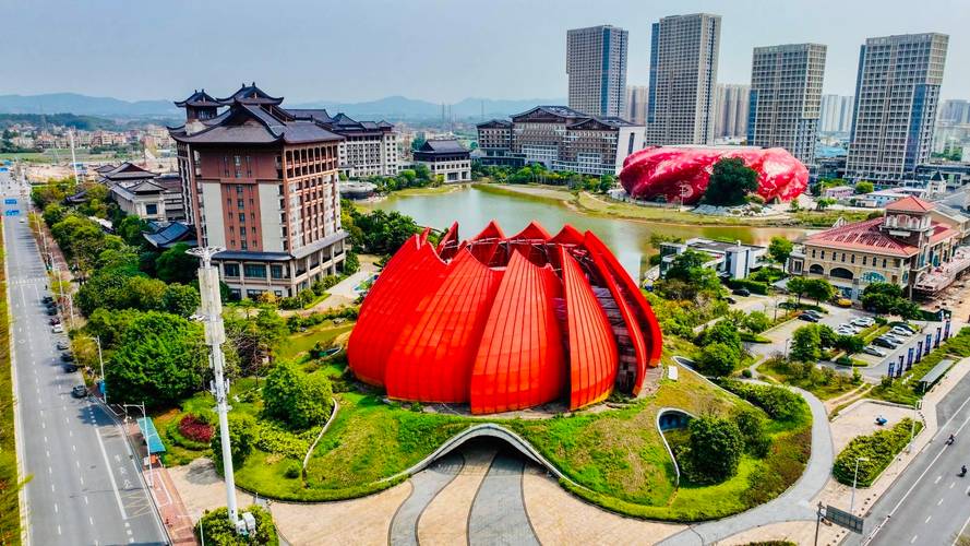 详细阅读:广州融创文旅城:粤港澳大湾区的文旅新地标 广州融创文旅城:粤港澳大湾区的文旅新地标
