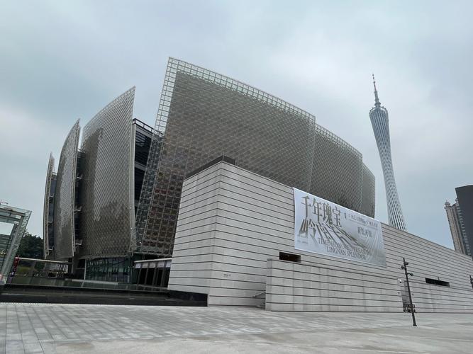 探秘广州艺术博物院：历史、文化与艺术的交织