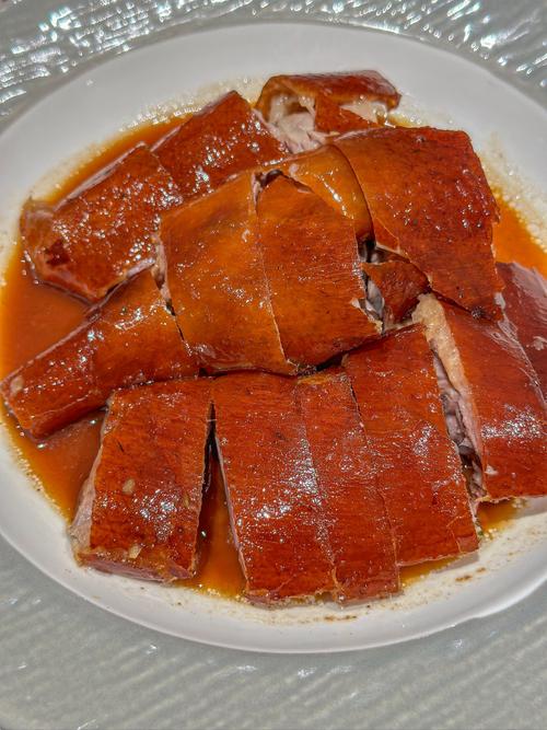 烧鹅：味蕾上的岭南风情画卷