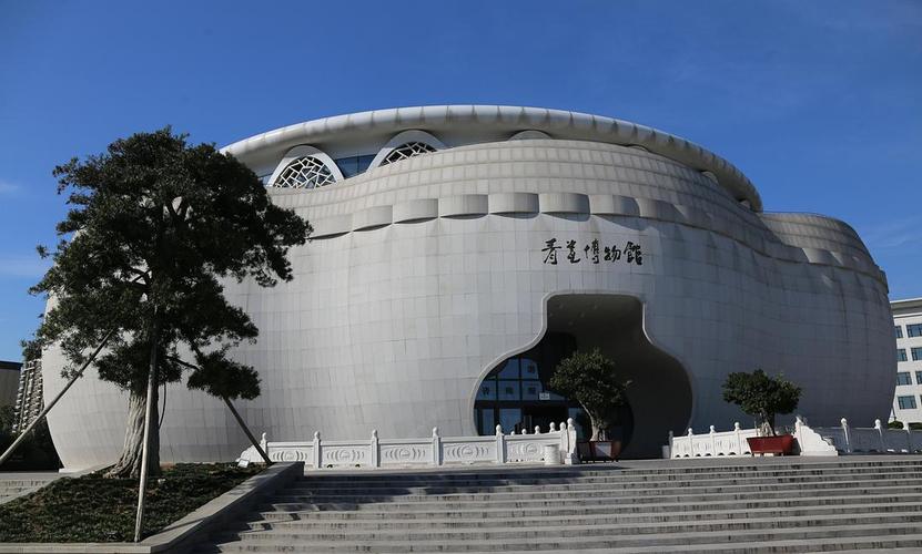 探秘青瓷之韵：玺宝楼与汝州青瓷博物馆之旅