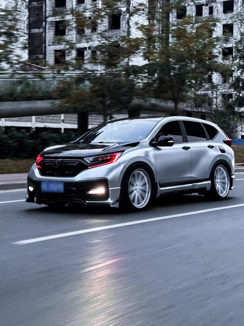 全面解析本田CR-V：家用SUV的卓越之选