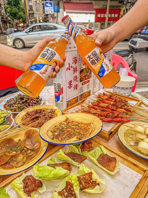 烧烤美食：烟火人间的味蕾狂欢