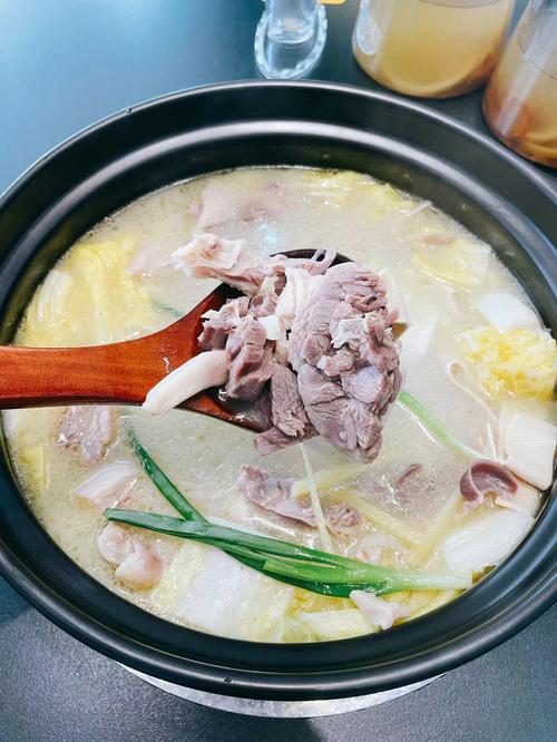 详细阅读:鹅汤美食:味蕾与营养的绝妙邂逅 鹅汤美食:味蕾与营养的绝妙邂逅