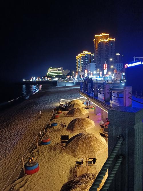 大鹏较场尾沙滩酒吧街：海滨夜色的璀璨明珠