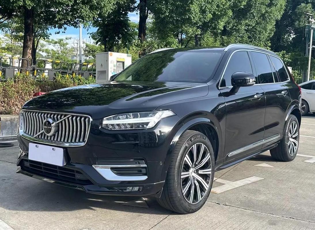 沃尔沃XC90：北欧豪华SUV的卓越典范