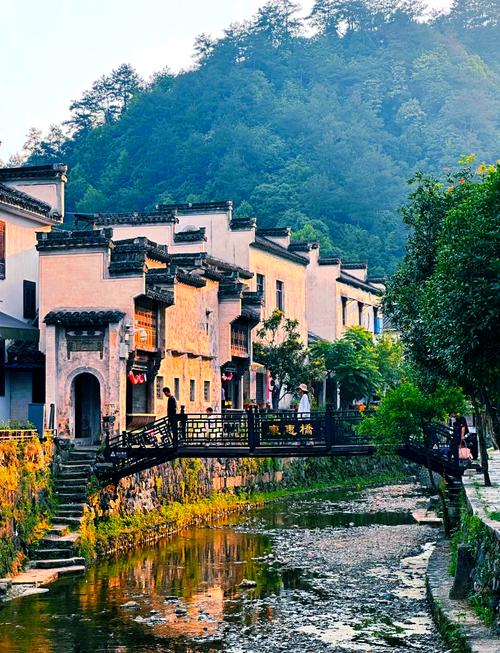 皖南自驾游：领略江南水乡与山水画卷之旅