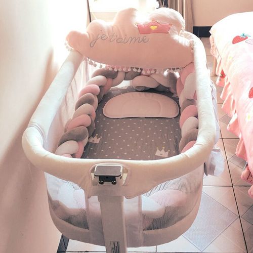 可拼接婴儿床：为宝宝打造温馨舒适的成长空间