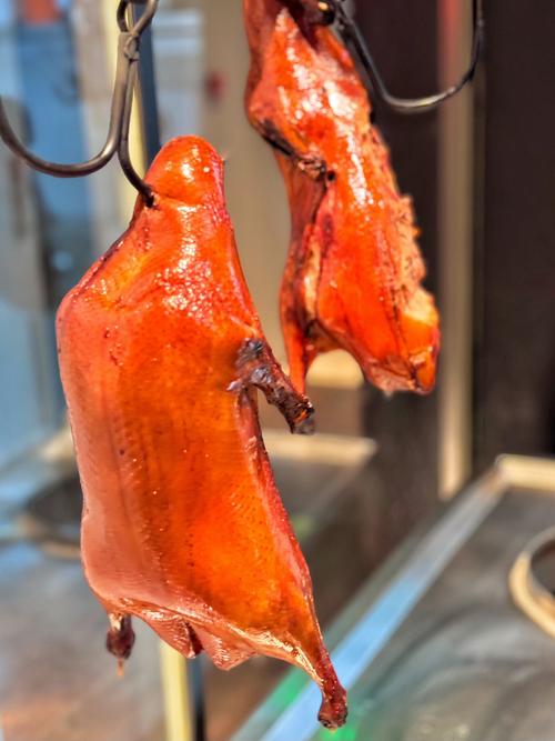 烤鸭：美食界的璀璨明珠