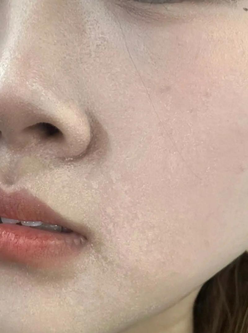 底妆暗沉？多管齐下“掐灭”暗沉危机，解锁清透底妆