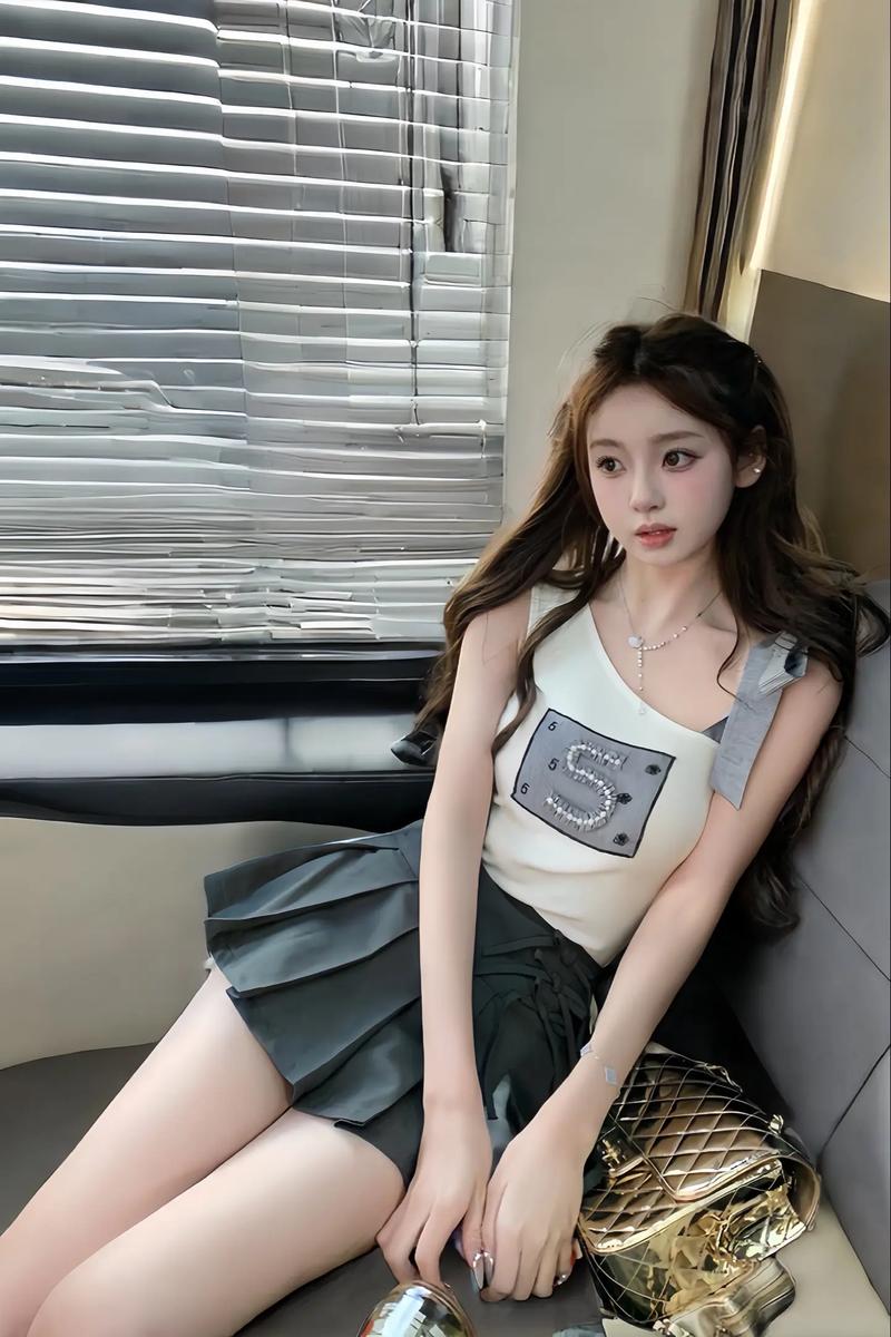 打造甜美风搭配，释放迷人少女魅力