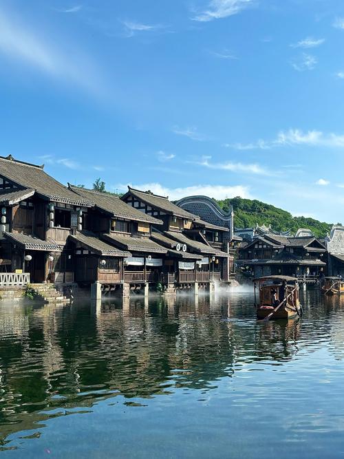 魅力古镇，心灵之旅——探寻中国古镇的独特韵味