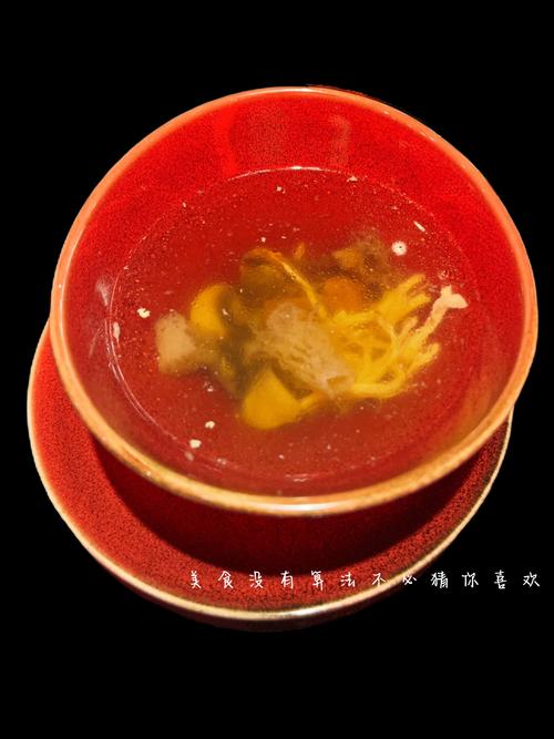 番茄汤：味蕾上的红色乐章，舌尖上的温暖慰藉