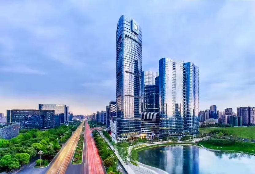 银泰中心 in99：城市地标建筑的多元魅力与价值