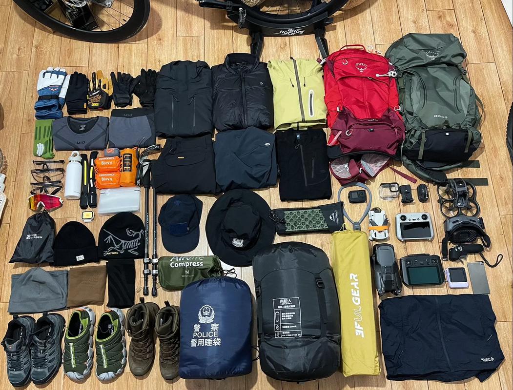 详细阅读:登山装备推荐:开启安全舒适的登山之旅 登山装备推荐:开启安全舒适的登山之旅