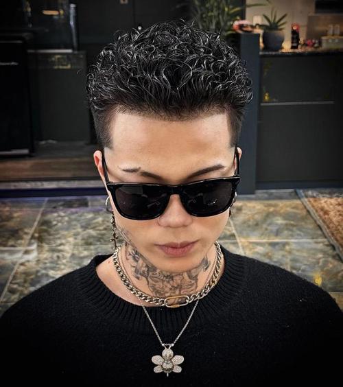男士发型推荐：彰显个性与魅力的多样选择