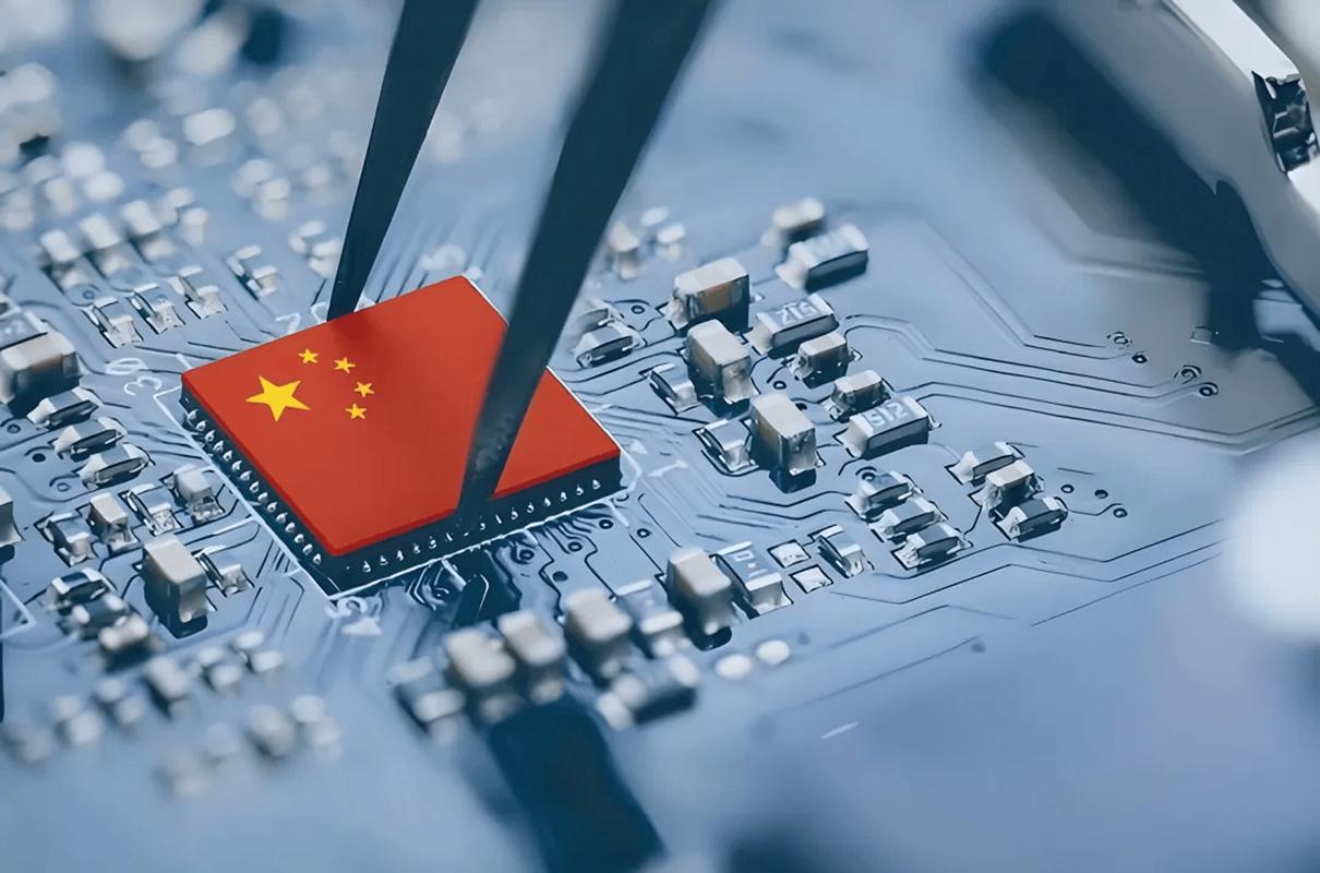 芯片：开启现代科技新纪元的微观巨人