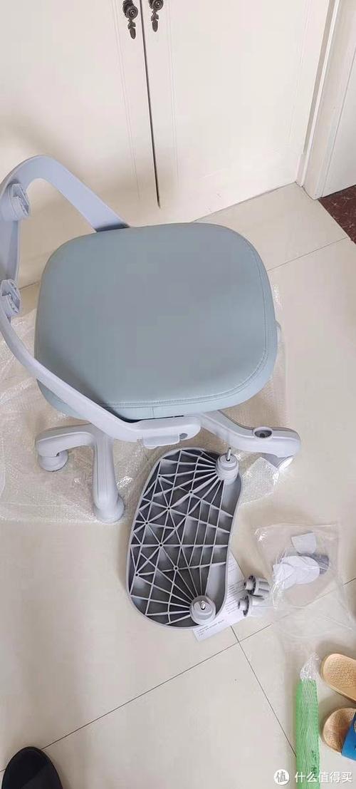 座椅：生活中的支撑与陪伴