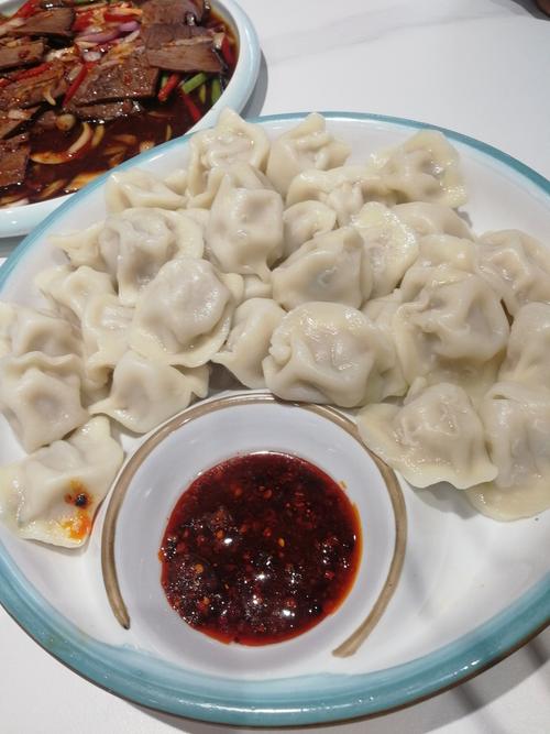 饺子：中华美食的舌尖盛宴