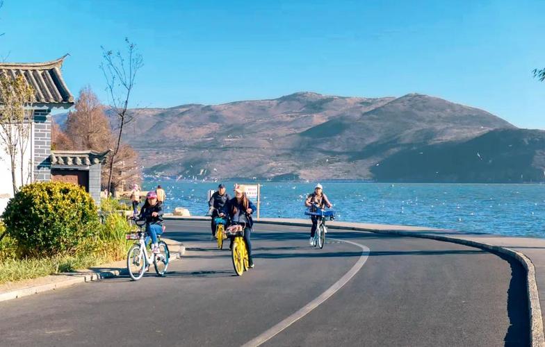 洱海骑行：在苍山洱海间寻觅心灵之旅