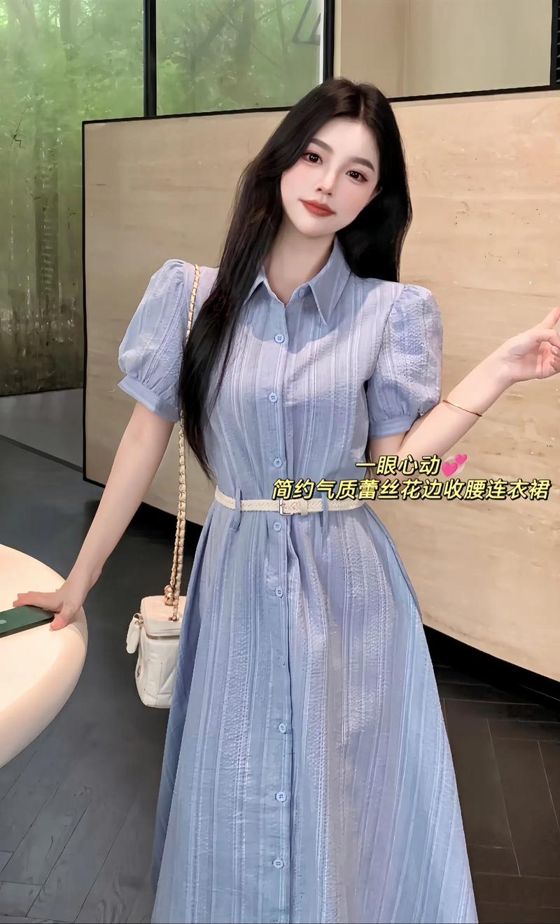 蕾丝花边：时尚穿搭中的精致点缀