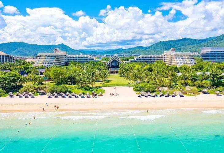 详细阅读:三亚亚龙湾度假:热带海滨的梦幻之旅 三亚亚龙湾度假:热带海滨的梦幻之旅