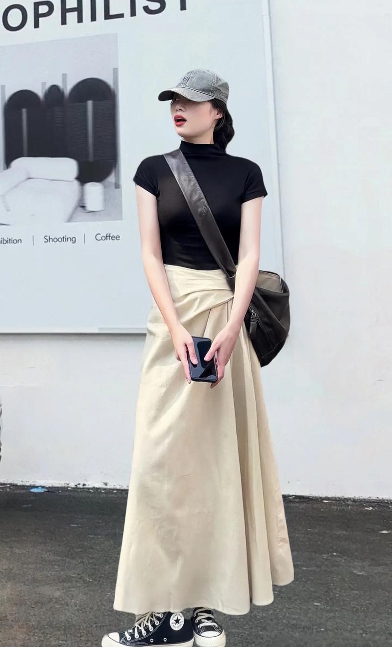 褶皱元素，时尚穿搭中的灵动之韵