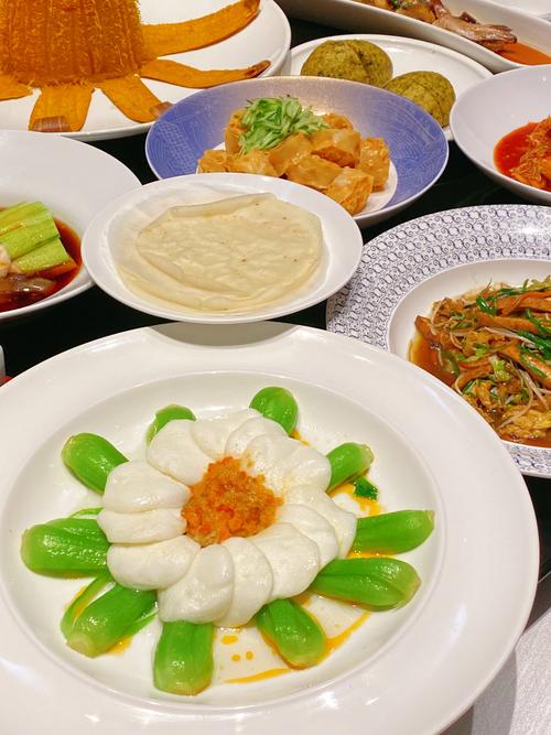 中式午餐：品味传统美食，领略文化韵味