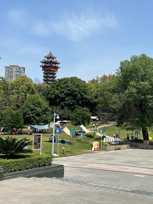 塔子山公园：城市中的自然绿洲与文化瑰宝