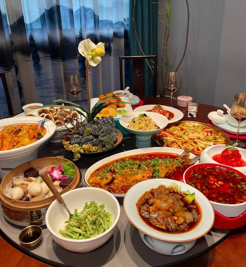 正餐：生活中的味蕾盛宴与文化传承
