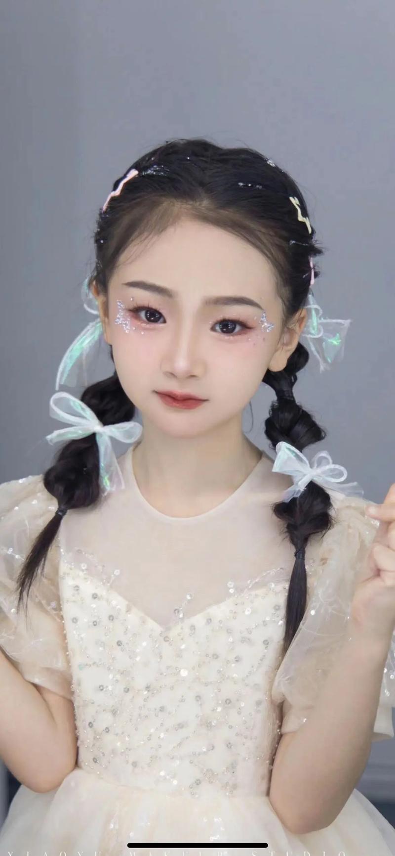 详细阅读:儿童妆容:呵护童真之美的注意事项 儿童妆容:呵护童真之美的注意事项