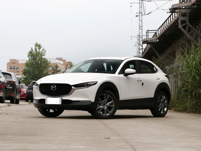 马自达CX-30：跨界风格SUV，魅力无限