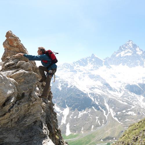 详细阅读:登山之旅:征服自我,拥抱自然 登山之旅:征服自我,拥抱自然