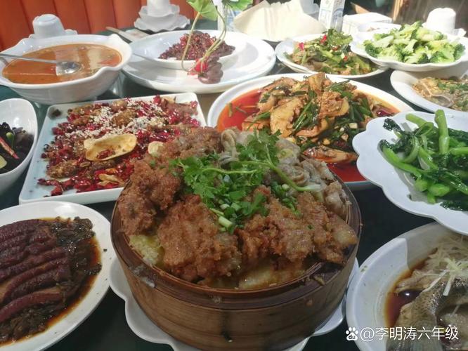 详细阅读:软糯香甜菜品:舌尖上的温柔盛宴 软糯香甜菜品:舌尖上的温柔盛宴